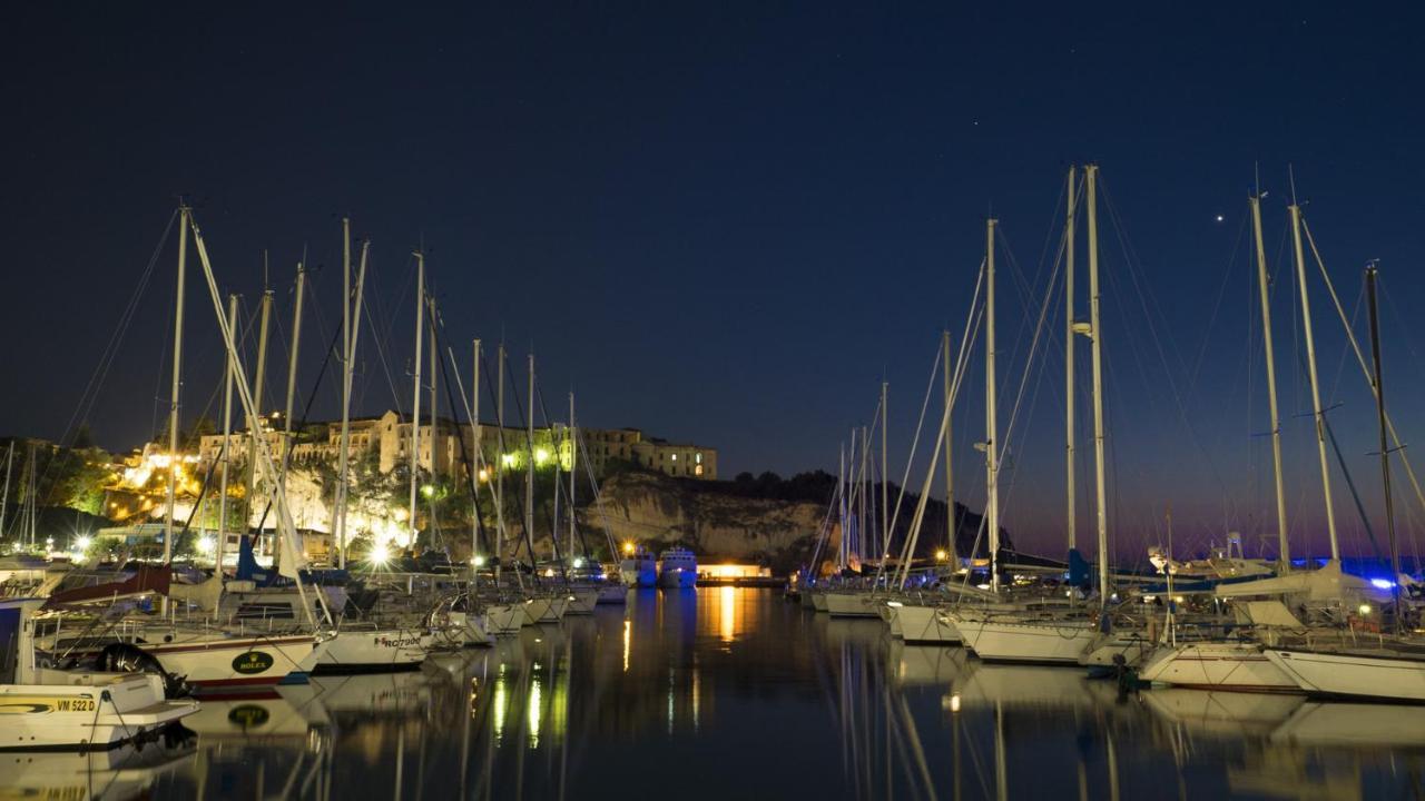 La Torre Del Mulino Hotel Tropea Exterior photo